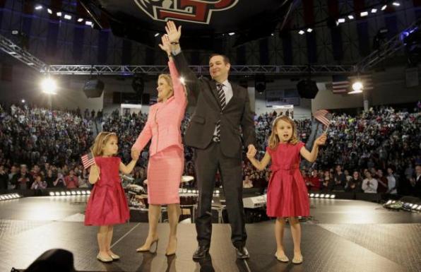 Liberty University was the site of the Cruz decision to run for office. Here is pictured with globalist wife, Heidi, of the CFR and Goldman Sachs.