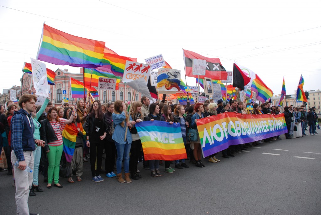 LGBT-Demonstration_against_the_war_in_Ukraine_and_Russia_in_Saint-Petersburg